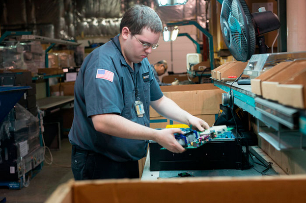 How to Take Apart a Computer for Recycling in 7 Steps